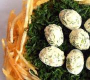 Κλασική σαλάτα Capercaillie's Nest: συνταγές